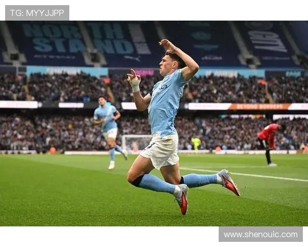 菲尔·福登：英格兰足球新星的崛起与曼城未来核心的奋斗历程