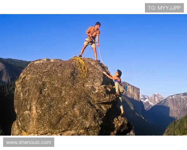 深圳攀岩队的个人能力提升之路与团队协作的完美结合 深圳攀岩队的个人能力提升之路与团队协作的完美结合