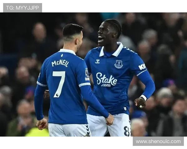 今晚里昂对阵埃弗顿历史战绩分析与赛前展望 今晚里昂对阵埃弗顿历史战绩分析与赛前展望