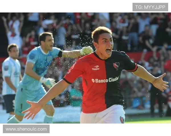 图圣马丁与老男孩的激烈对决揭示足球战术与团队精神的深刻内涵